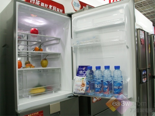 超保鲜智润冰箱 夏普263L三开门特价