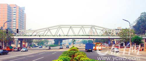 广州市市政园林局:两年内再建68座天桥隧道