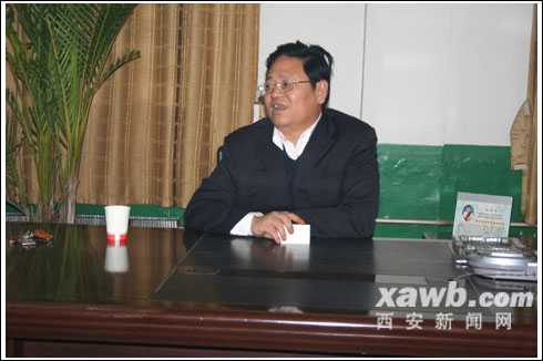 韩城市龙门镇龙门村给村民发放1332万元"人头钱"的"天价村官" 王文选