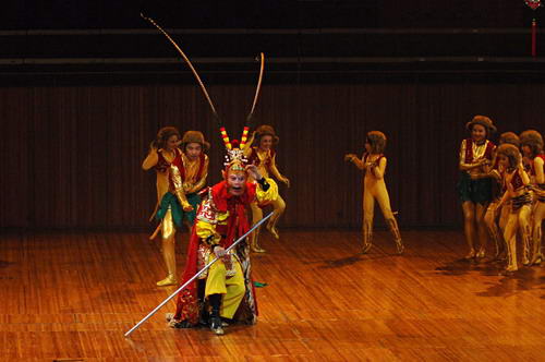 六小龄童,四川泸州学生艺术团表演—西游记