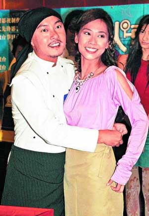 张卫健、张茜本月12日菲律宾补摆婚宴。