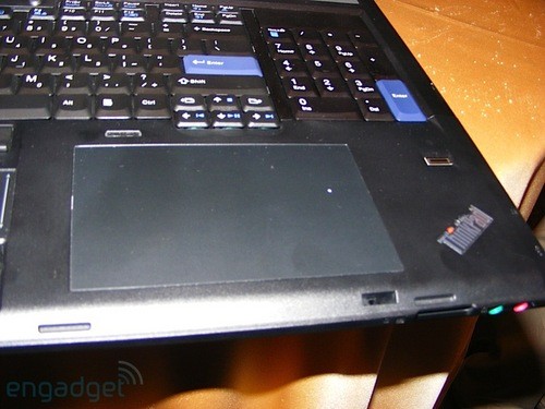 CES2009：联想双屏ThinkPad笔记本亮相 