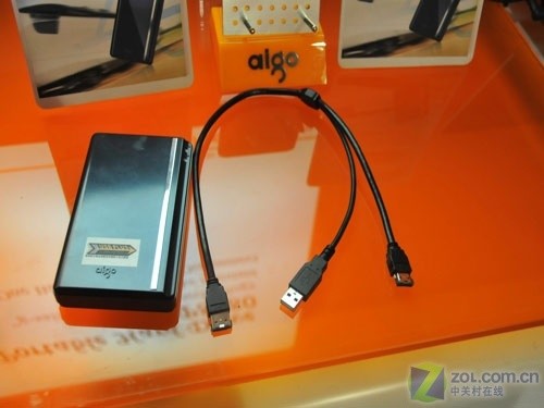 爱国者在美国CES展会上发布了USB PLUS新技术 