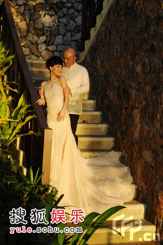 张卫健和张茜在菲律宾举行婚礼