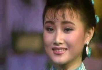 1990年春节晚会歌曲　宋祖英《小背篓》 