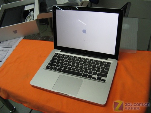 小白变金刚 苹果MacBook新品到货中关村 