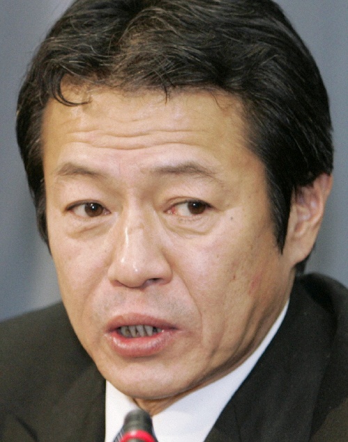 组图:日本财务大臣中川昭一辞职