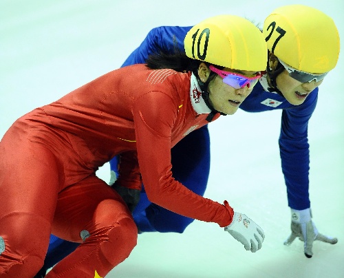 图文:短道女子3000米韩国夺冠 中国选手孟晓雪