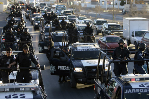 墨西哥向华雷斯增派五千军警维护治安(组图)