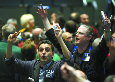 美国股市重挫 道琼斯指数跌破6600点跌幅超4