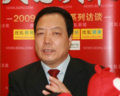 全国人大代表,天士力制药股份有限公司董事长闫希军