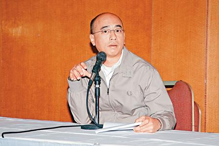 黄剑涛避谈连串疑点 关楚耀亲手撰稿交代事件