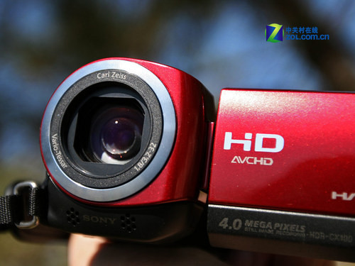 红色魅力 高清闪存摄像机索尼CX100E评测