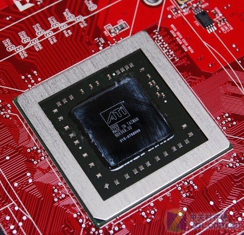 全球首款 AMD HD4890图赏 