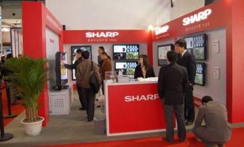 夏普展出全球最大4K×2K超高分辨率液晶显示器 