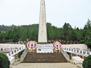 今日梦里又相见 30年长眠红土地的战友(组图)