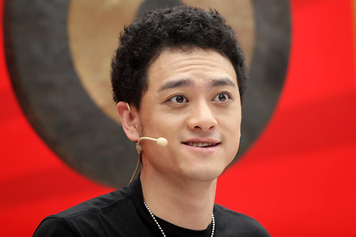 评委:赵英俊