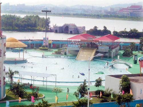 北京消夏戏水乐园--四海水上乐园