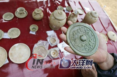 广州西湾路旧广州水泥厂挖出26座汉唐古墓(图