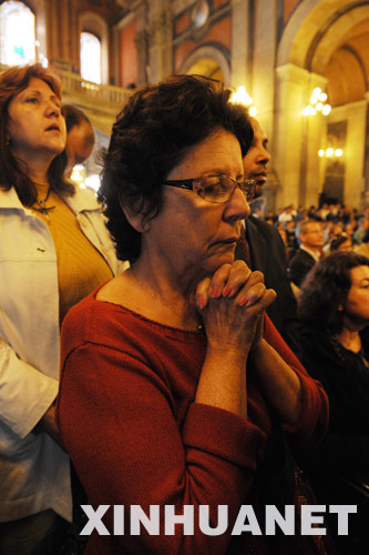 巴西里约举行仪式为法航失踪飞机乘客祈祷(图
