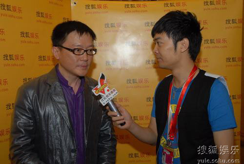 图：上海电视节白玉兰颁奖- 采访姜伟