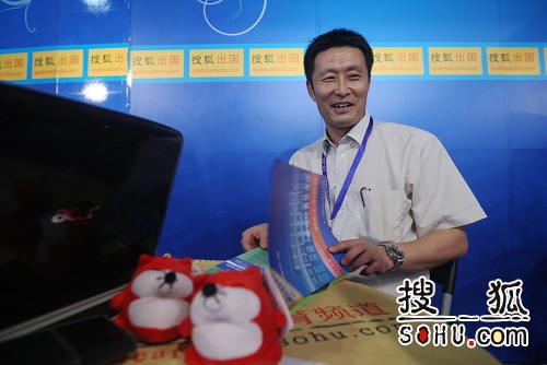 锡华教育招办副主任张震 搜狐-崔萌/摄