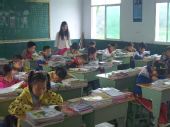 图文：重庆武隆县铁矿乡中心学校学生复课