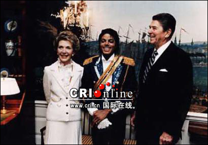 里根邀请迈克尔-杰克逊到访白宫