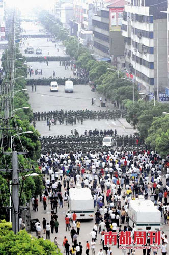 深度阅读 湖北石首厨师涂远高的非正常死亡,引发了戏剧性的"护尸"和"