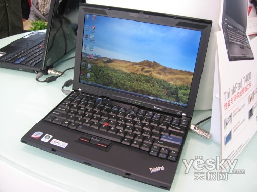 低功耗P8600处理器 ThinkPad X200轻薄本