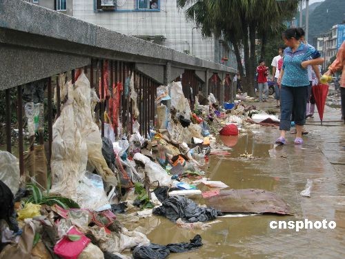 黔江区后坝 人口_诗和远方伴春行 清明小长假重庆黔江各景区人气旺(2)