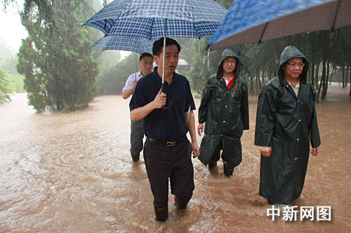 江油人口统计_江油方特图片(3)
