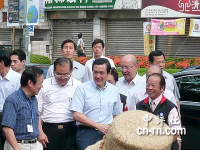 马英九将在党主席选举得票结果出炉后，亲赴国民党中央向吴伯雄及选监人员致意。