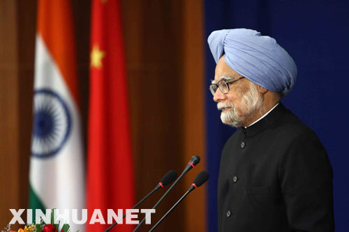 印度名片:戴蓝色头巾的总理(图)