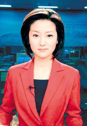 2005年年底被上海东方卫视招入旗下,担任早间新闻《看东方》的主持人.