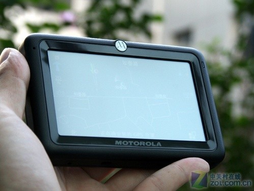 GPS还可免提通话 摩托罗拉TN30独家首测 