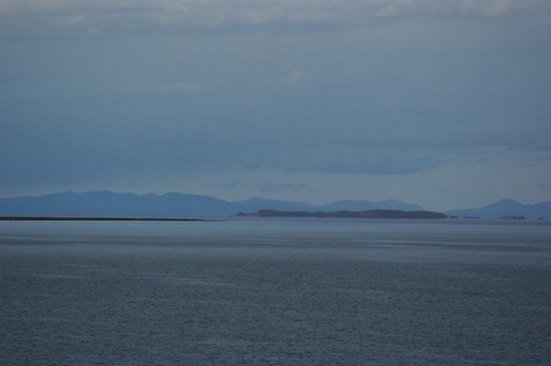 组图:青海湖显现海市蜃楼景象