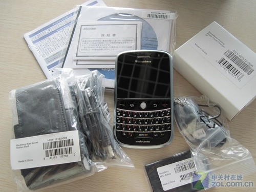 顶级商务手机再现身 黑莓9000日版到货 