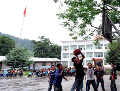 90年代小学篮球课