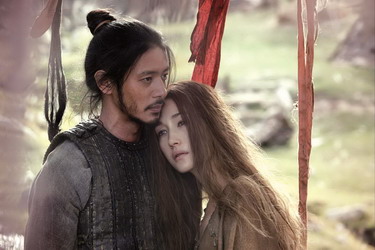 ּǡձʵԱСúںƴĻŮMaggieQ 