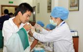 图文:北京市率先开展甲型H1N1流感疫苗接种工作