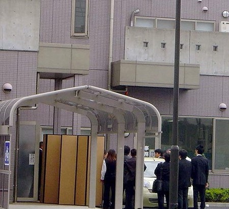 臼井仪人葬礼秘密完成 保安严密仅30人参加