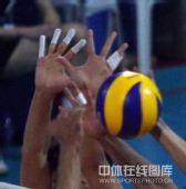 图文：男排亚锦赛中国2-3伊朗 双方网前争夺