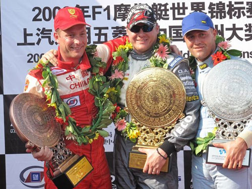 中国首登F1摩托艇领奖台 伦迪:这是迟到的奖牌