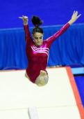图文：体操世锦赛女子资格赛 乌克塔斯奋力一跳
