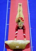 图文：体操世锦赛女子资格赛 霍加德在比跳马