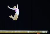 图文：体操世锦赛女子资格赛 库洛娃姿态优美