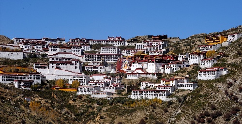 藏传佛教格鲁派第一座寺庙甘丹寺建寺600周年