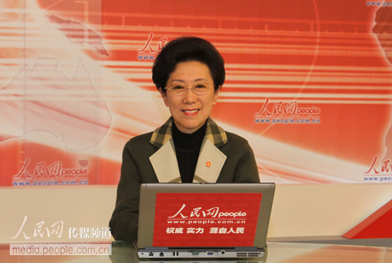新闻出版总署副署长李东东记者节接受人民网专