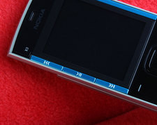 低端滑盖音乐手机 诺基亚X3上市就跌价 